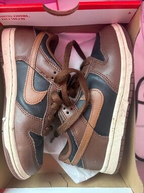 Nike Kids Brown and Black Low-Top Sneakers